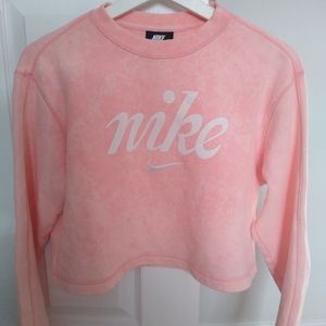 Cropped Nike embroiderers sweatshirt
